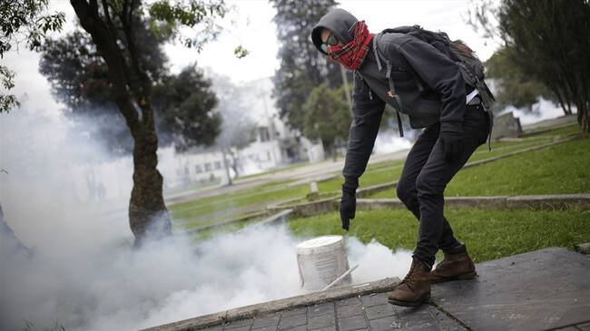 Los actos vandálicos en Bogotá dejaron nueve personas heridas. Foto: Colprensa