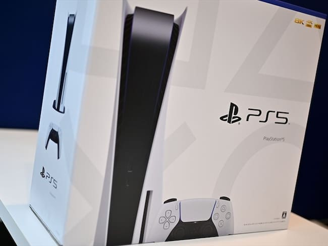 Sony lanzaría una versión económica de la PlayStation 5. Foto: CHARLY TRIBALLEAU/AFP via Getty Images