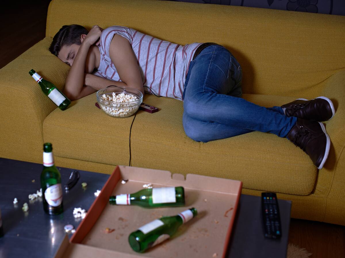 Impacto del alcoholismo en la salud mental y física: psiquiatra Laura Villamil explicó