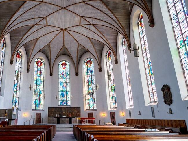 El senador aseguró que las iglesias ayudan "a la mitigación de la violencia intrafamiliar. Foto: Getty Images