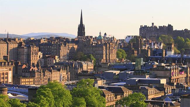 ¿Por qué no querrá utilizar su vehículo en Edimburgo?. Foto: Bang Media