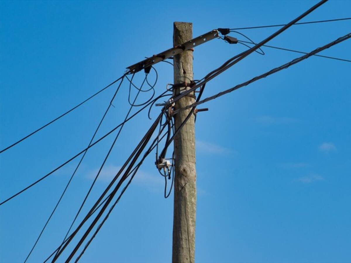 Air-e investiga muerte de mujer golpeada por un poste