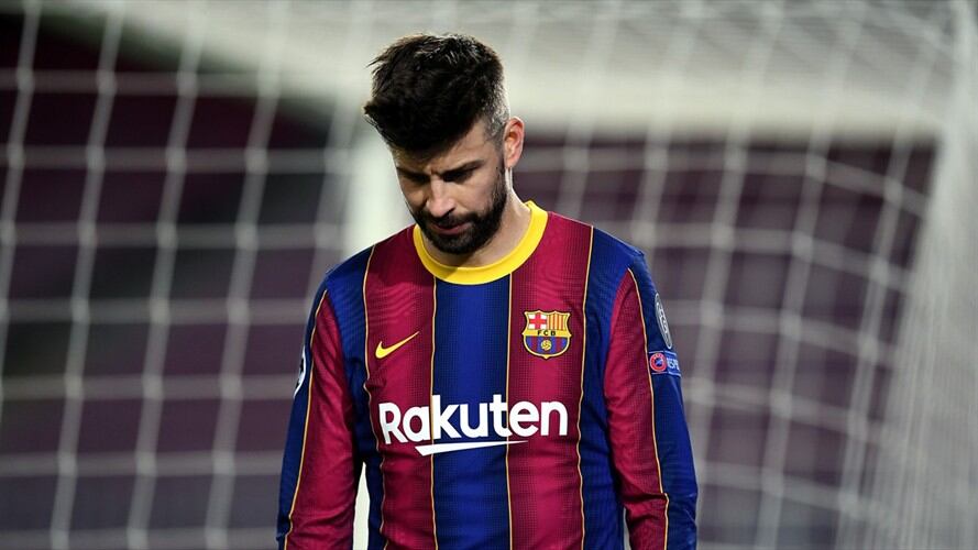 Los memes de Pique llueven en redes sociales tras la goleada del PSG al Barcelona. Foto: David Ramos/Getty Images