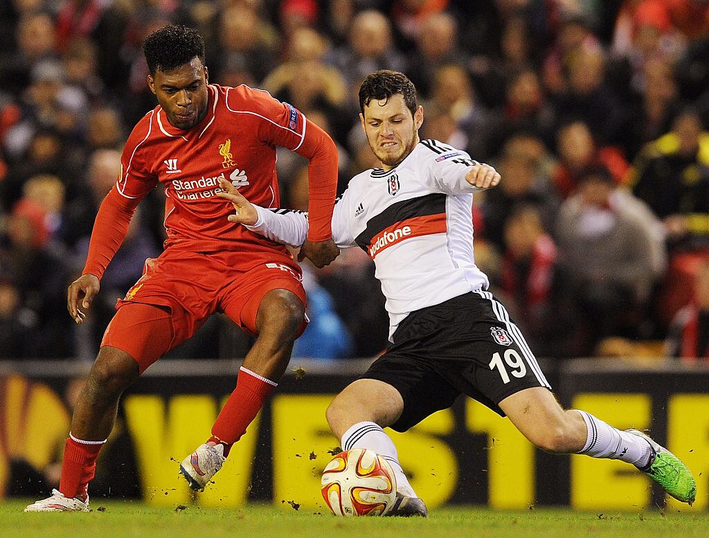 Daniel Sturridge of Liverpool competes with Pedro Franco of Besiktas (Photo by John Powell/Liverpool FC via Getty Images)