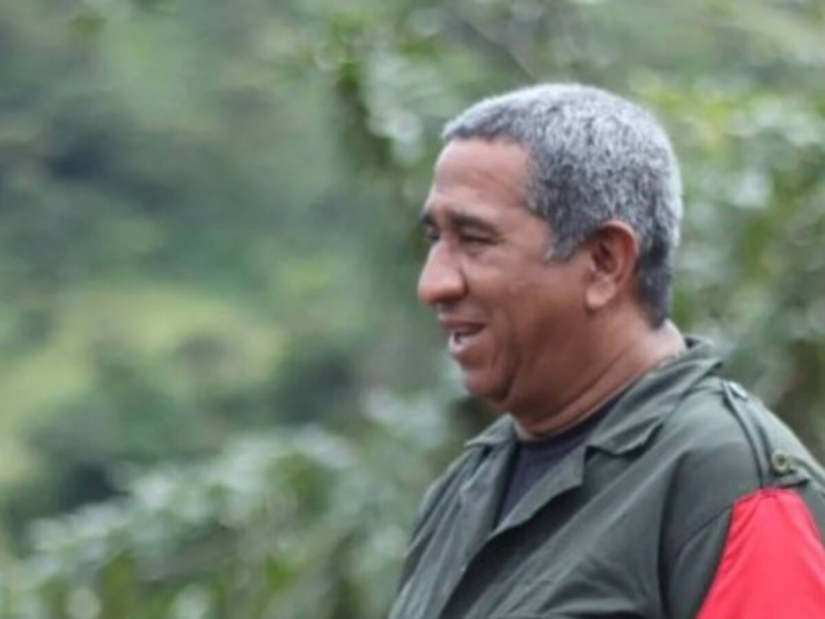 La ley permite suspender extradiciones, se hizo en el pasado: Petro tras frenar extradición de ‘HH’