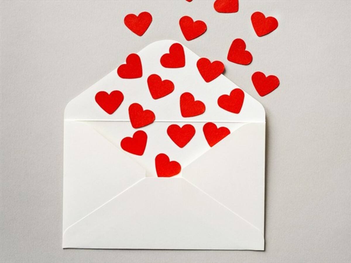 ¿Sin ideas? Cinco frases que puede escribirle a su pareja en San Valentín