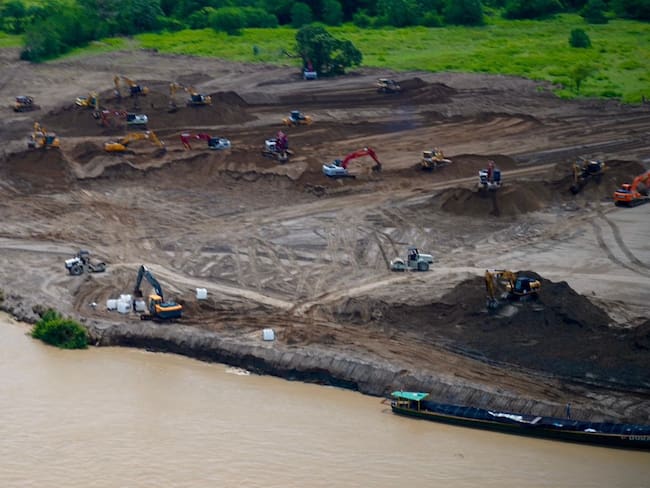 UNGRD finalizó obras de ampliación del canal La Esperanza en La Mojana. Foto: UNGRD.