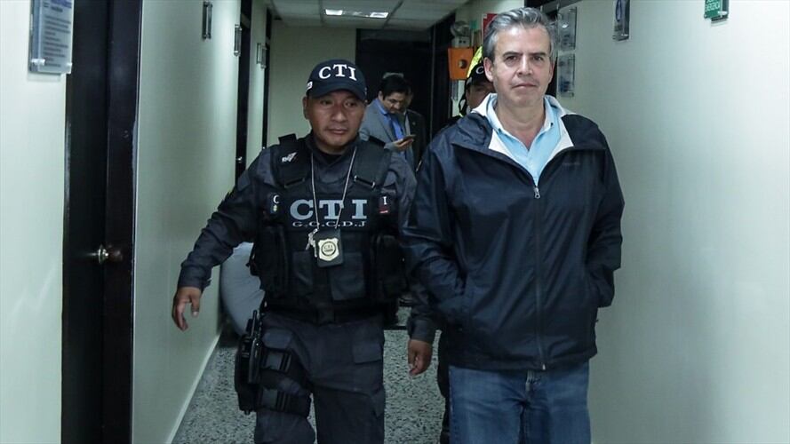 Alex Vernot, abogado judicilizado en el caso Hyundai, envió una carta a W Radio en el que denuncia abusos por parte del Instituto Penitenciario y Carcelario.. Foto: Colprensa
