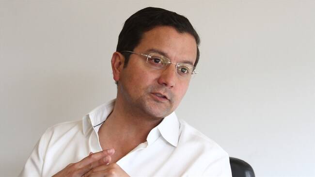 David Luna, ex ministro de las TIC en el Gobierno de Juan Manuel Santos, está destapando sus cartas para lo que podría ser su aspiración a la Alcaldía de Bogotá. Foto: Colprensa
