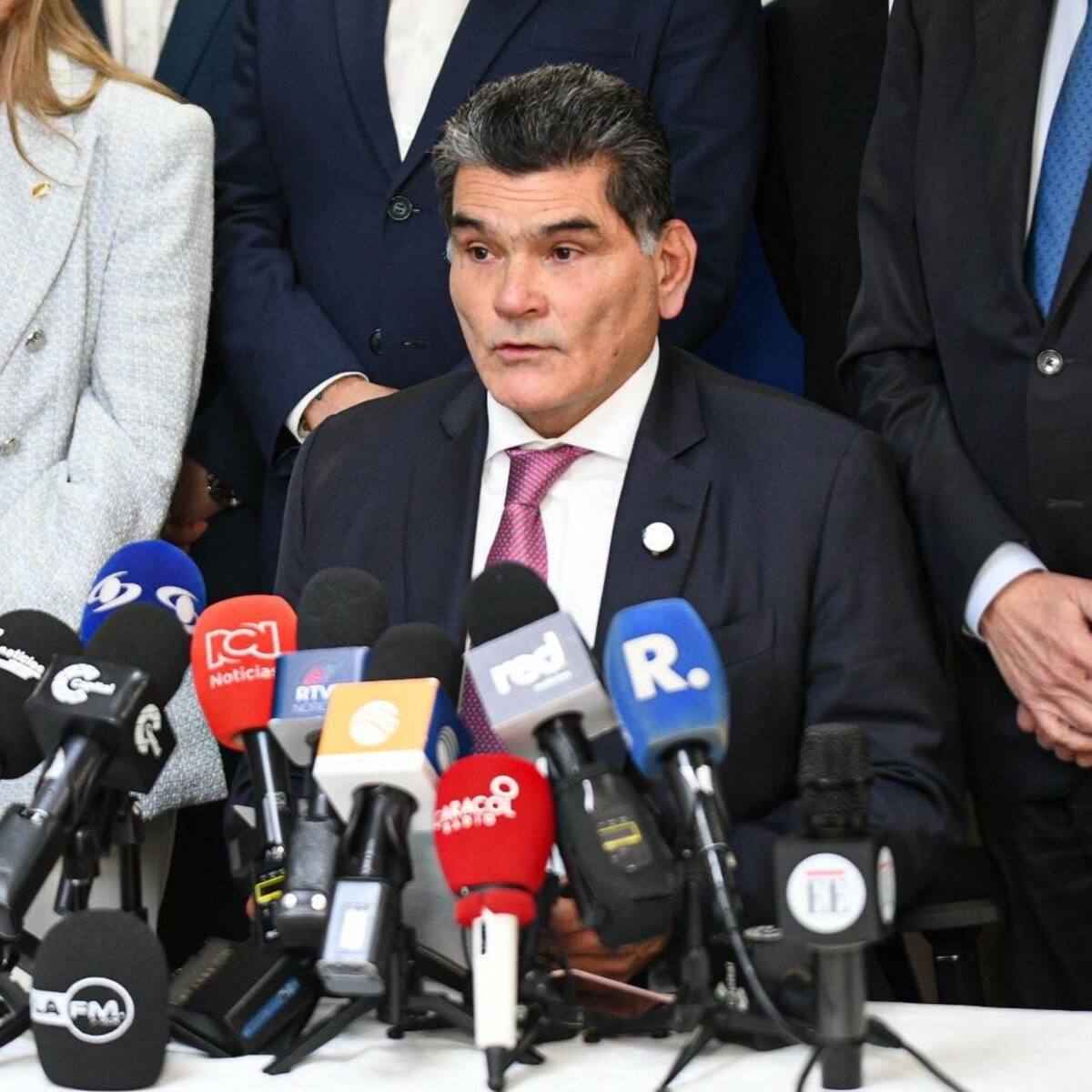 Procurador mediará ante el Gobierno para garantizar seguridad de partidos de oposición