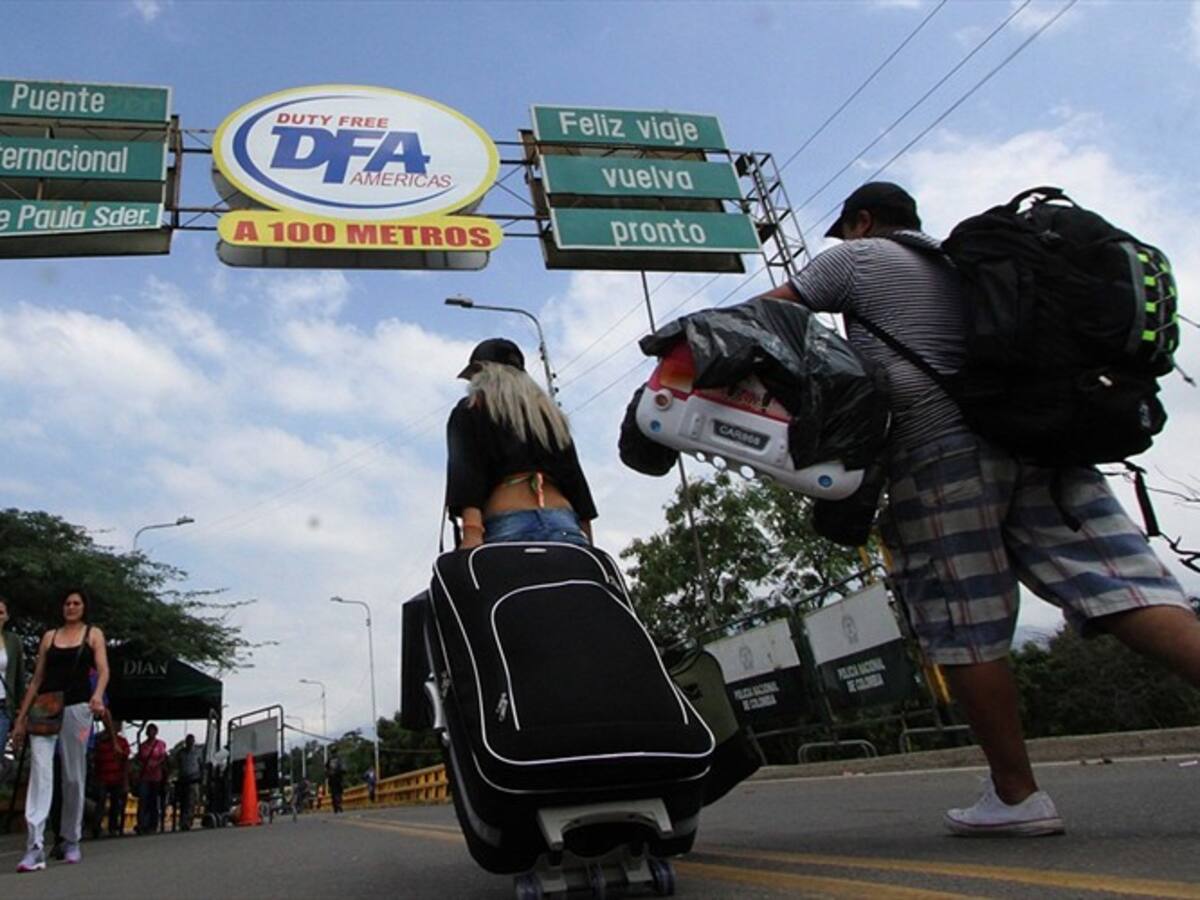 Policía refuerza seguridad en frontera con Venezuela