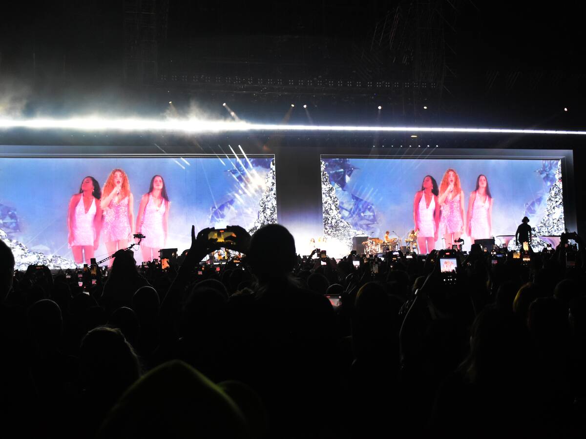 “Nada como cantar en casa”: Shakira hizo vibrar a su natal Barranquilla