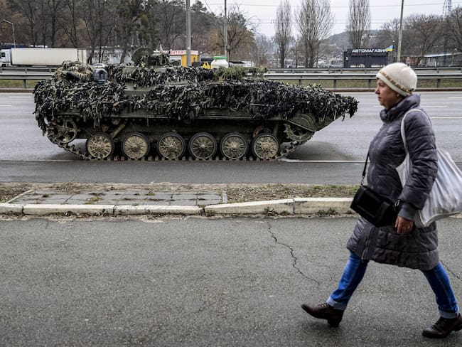 Foto de referencia del panorama en Kiev, la capital de Ucrania, tras la invasión rusa.(Photo by Metin Aktas/Anadolu Agency via Getty Images)