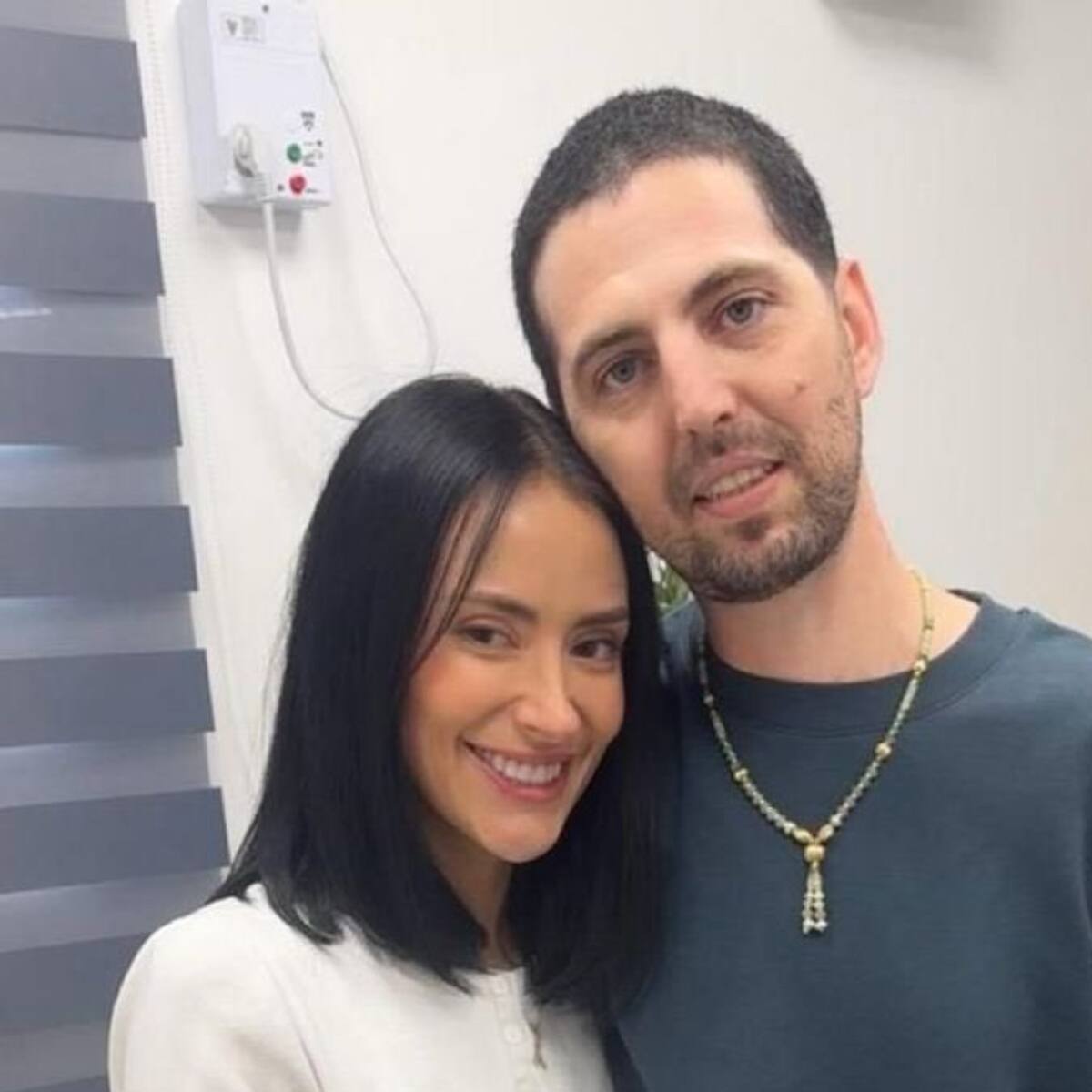 Así fue el reencuentro de Elkana Bohbot, ciudadano colombo-israelí, con su esposa Rebeca González