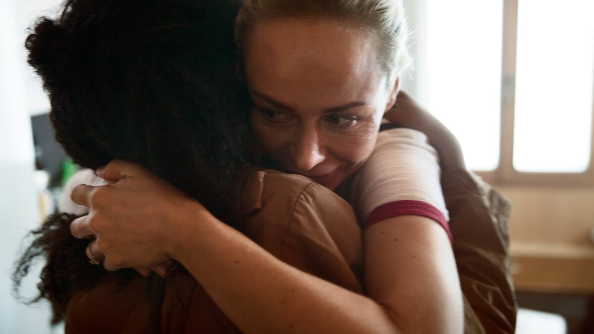 Trevor Hooton, “el abrazador profesional” que cobra por dar abrazos