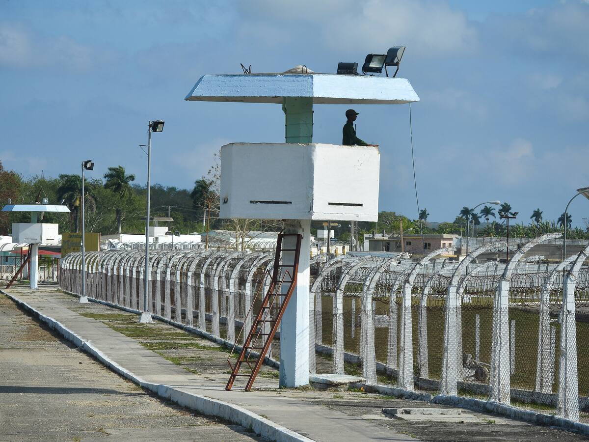 “Estamos intentando recuperar el tiempo perdido”: cubano liberado después de 27 años en prisión