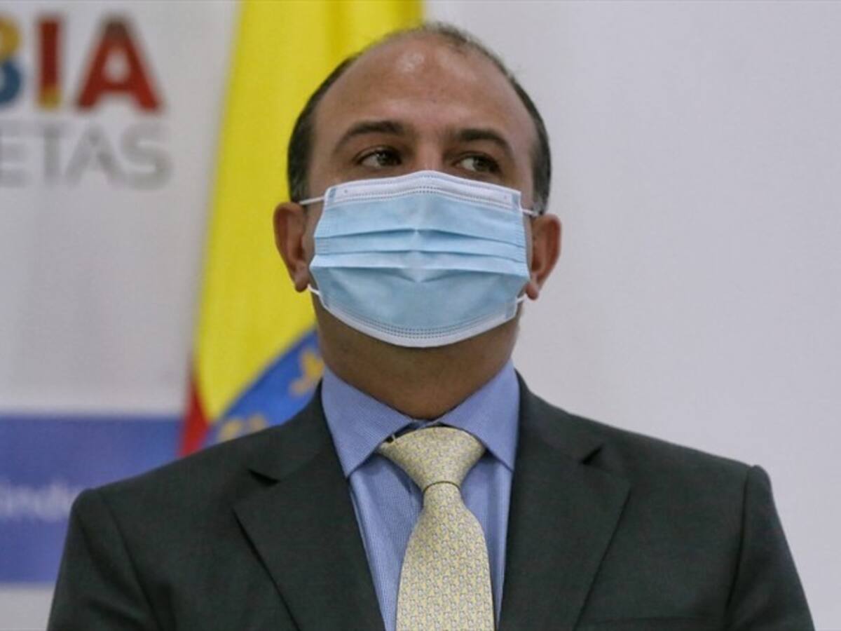 Denuncian al defensor del pueblo por supuestos nombramientos irregulares