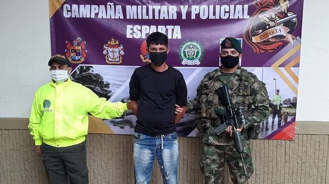 Policía de Norte de Santander y Ejército Nacional capturan a integrante del ELN. Foto: Cortesía