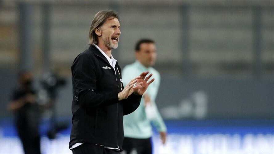 Ricardo Gareca, entrenador de la selección peruana. Foto: Daniel Apuy/Getty Images
