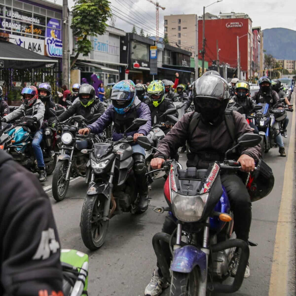 Manifestaciones de moteros en Bogotá: ¿Restricción de la Alcaldía fue necesaria o desproporcionada?