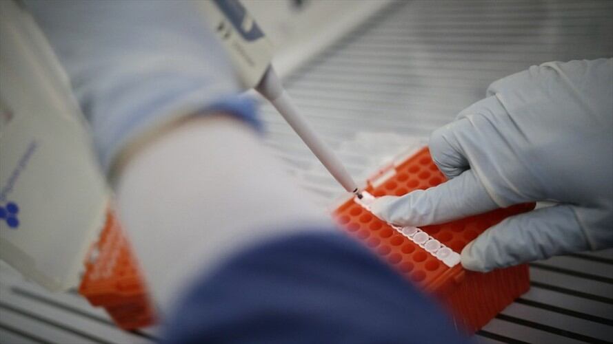 Se confirma primer caso de COVID-19 en la estación de policía de Los Mártires . Foto: Colprensa