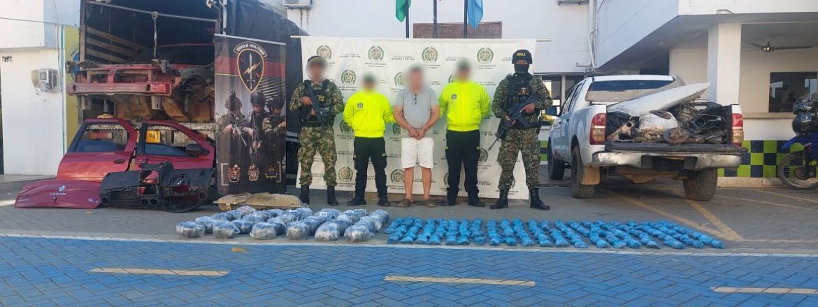 Capturan a presunto integrante del Clan del Golfo con más de 30 kilos de marihuana en Córdoba. Foto: prensa Ejército.