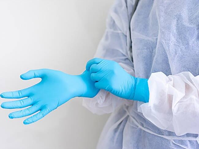 El Ministerio del Trabajo recordó que las ARL tendrán 72 horas para entregar elementos de protección personal a este tipo de trabajadores, principalmente los del sector salud. Foto: Getty Images