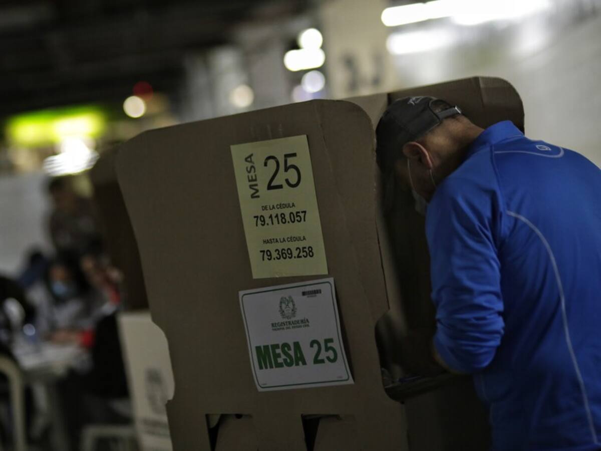 ¿Cómo consultar el puesto de votación para las elecciones del 29 de octubre en Colombia?