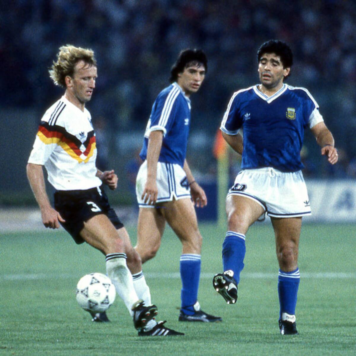 Murió futbolista alemán Andreas Brehme, autor de gol decisivo en final del Mundial de 1990