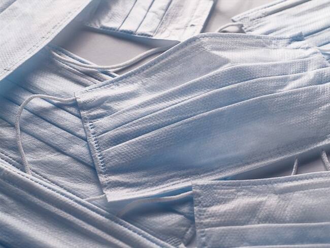 Una mujer en Cartagena decidió elaborar tapabocas para las personas necesitadas