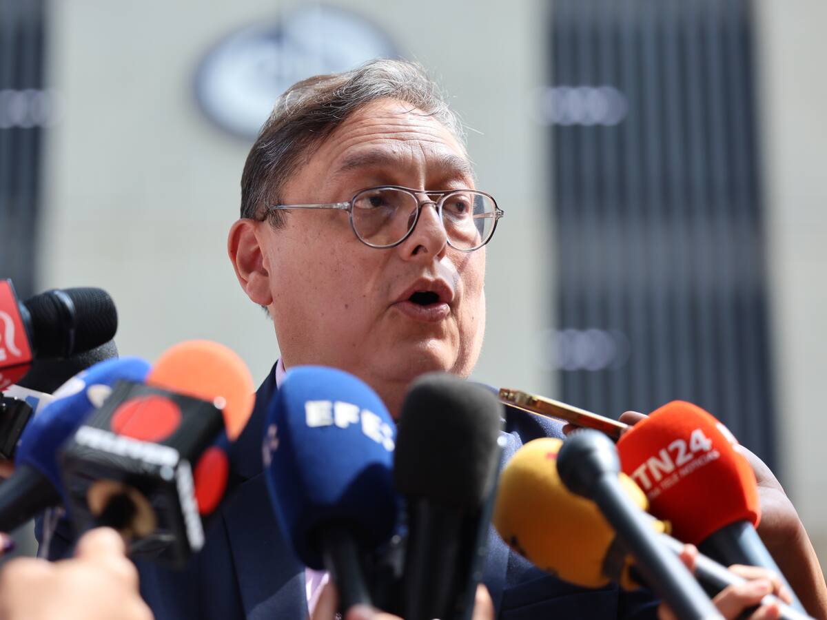 El fiscal general de Venezuela se reunirá con el abogado del excandidato Edmundo González