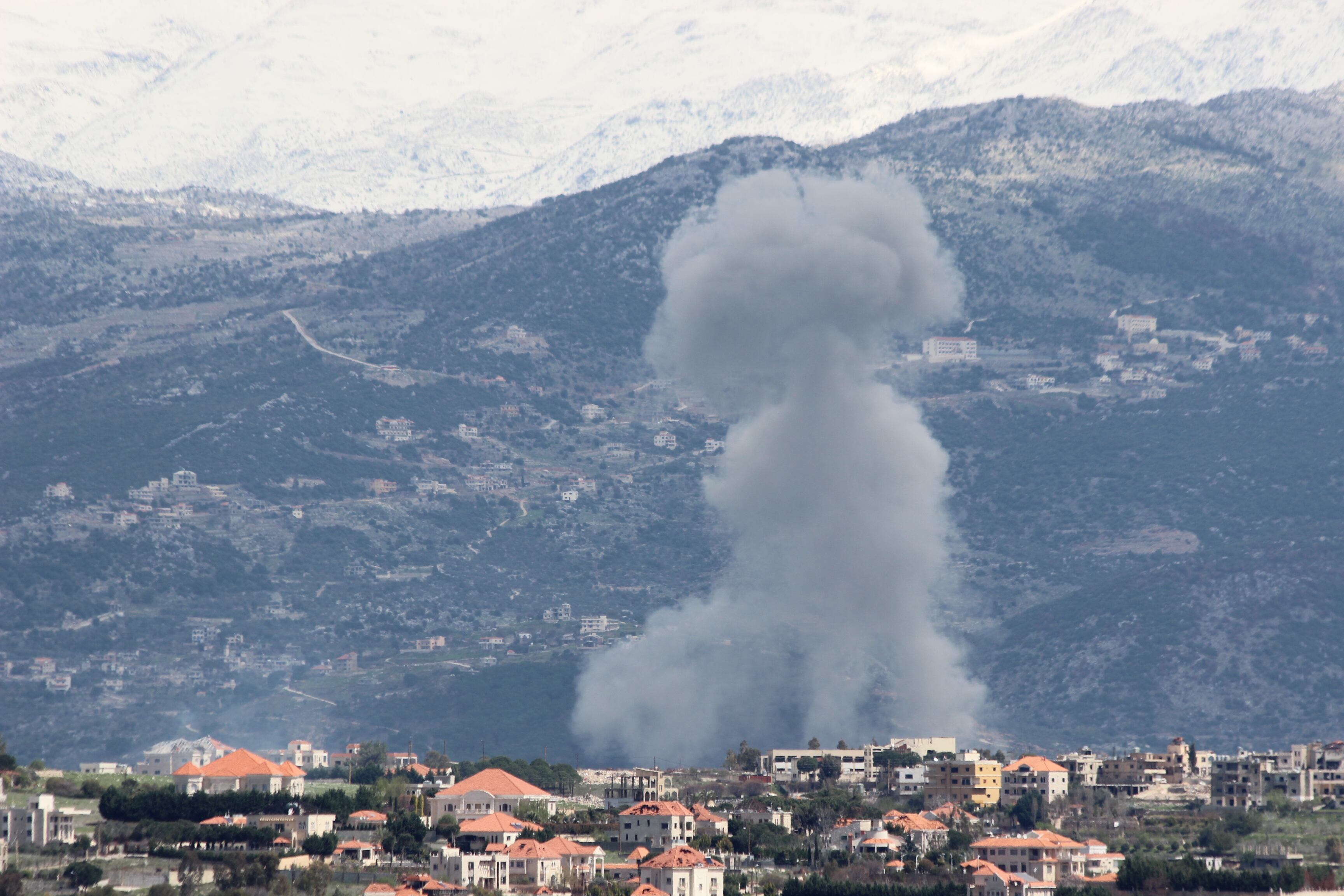 Ataque israelí al sur de Líbano. FOTO: Ramiz Dallah/Anadolu via Getty Images