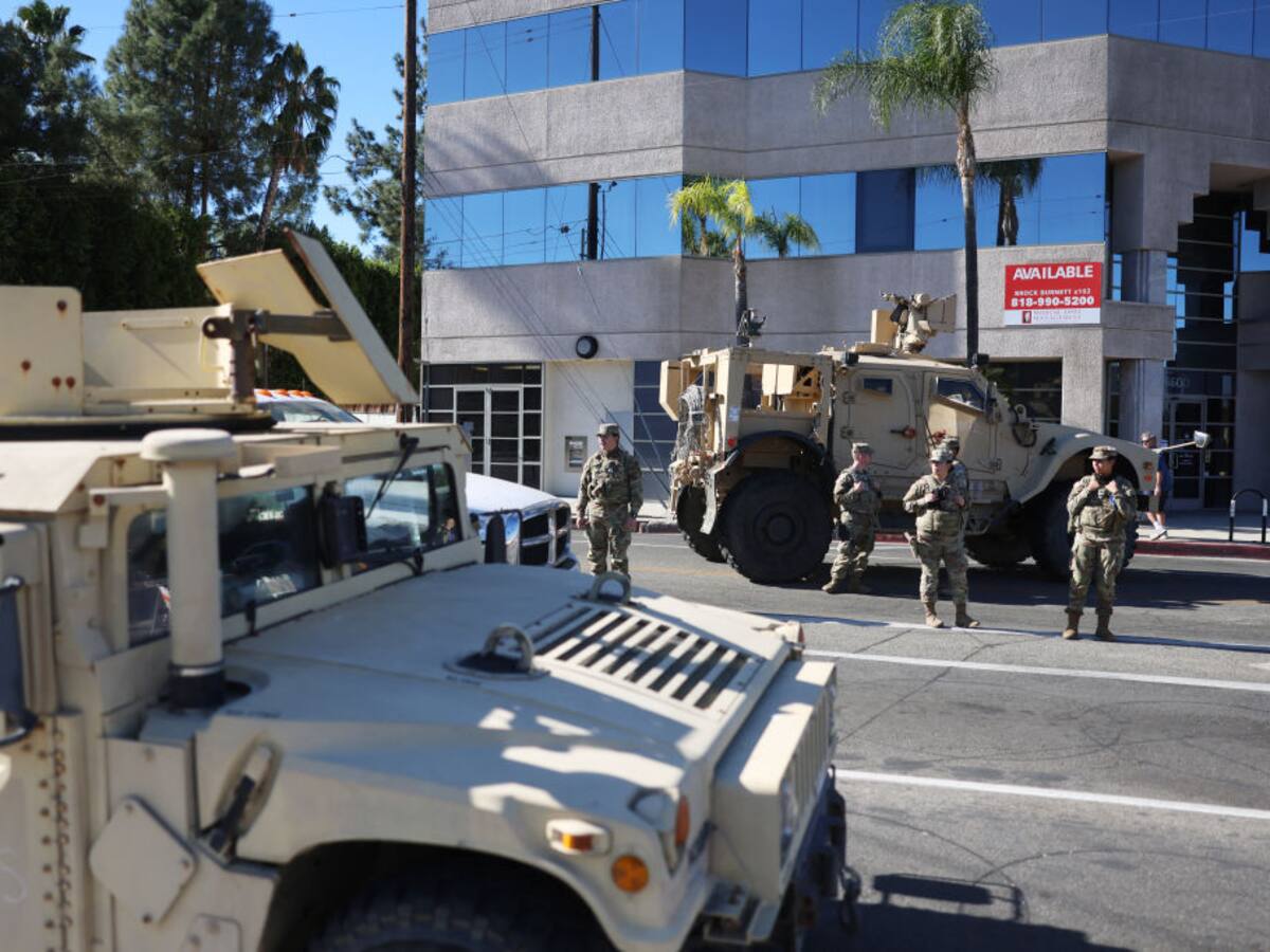 California duplicó número de miembros de la Guardia Nacional para combatir los incendios