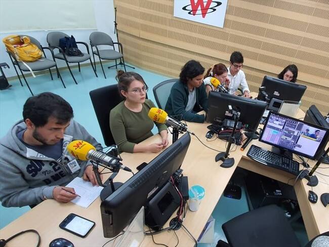 No nos corresponde sacar capuchos de la universidad: líderes estudiantiles. Foto: W Radio