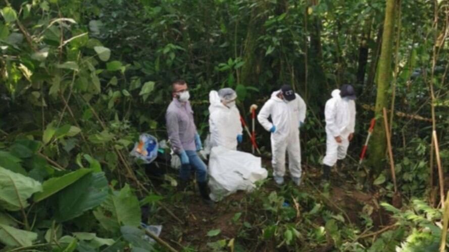 Búsqueda del cuerpo de mujer asesinada. Foto: Fiscalía Segunda Especializada