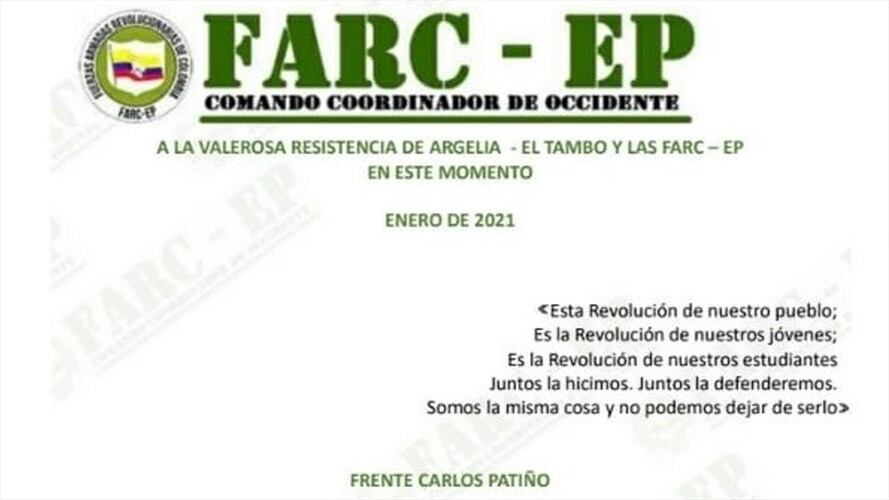 A través de panfletos como este, las disidencias de las Farc han proferido amenazas contra líderes y defensores de derechos humanos en Argelia . Foto: Cortesía