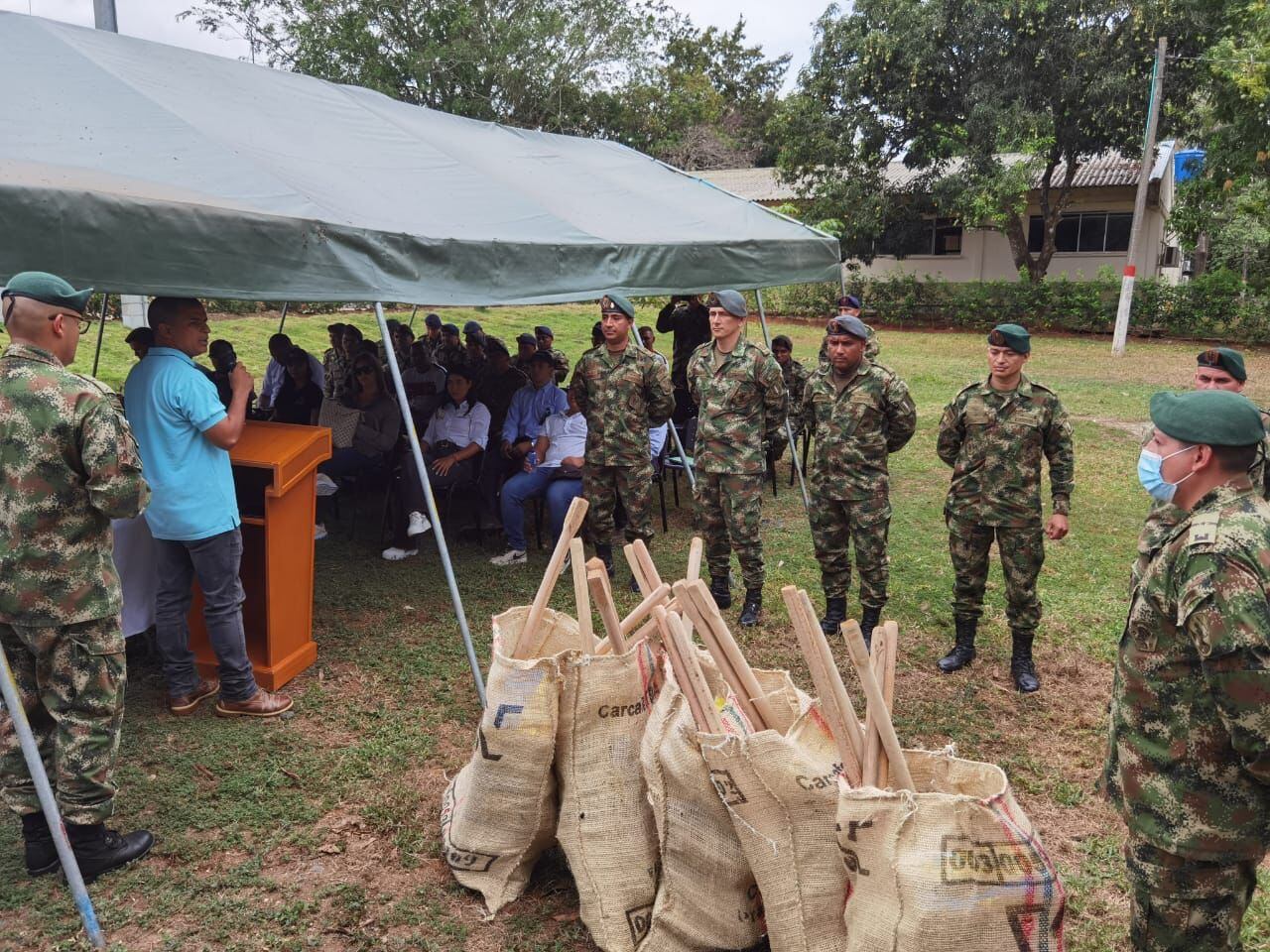 Soldados sembrarán 300.000 árboles en el Bajo Cauca antioqueño y sur de Córdoba. Foto: Ejército. 
