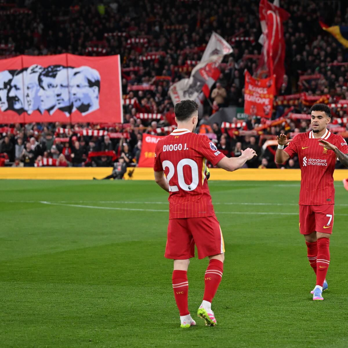 Reviva el minuto a minuto de la derrota 2 - 3 del Liverpool de Luis Díaz ante el Fulham