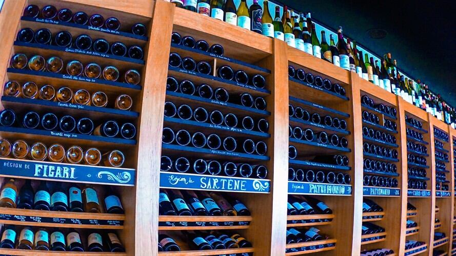 La casa del vino francés en Ajaccio. Foto: Publirreportaje