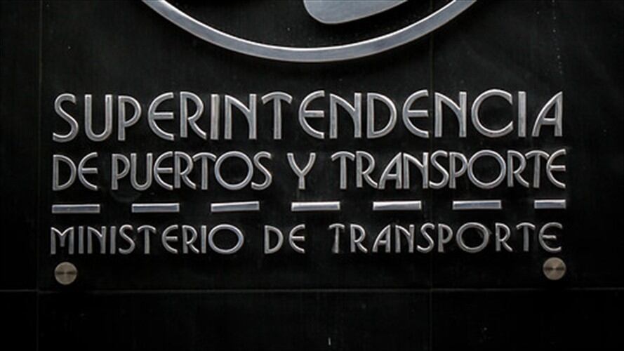 Supertransporte empezó a buscar la circular más “inútil” que ha emitido. Foto: Colprensa