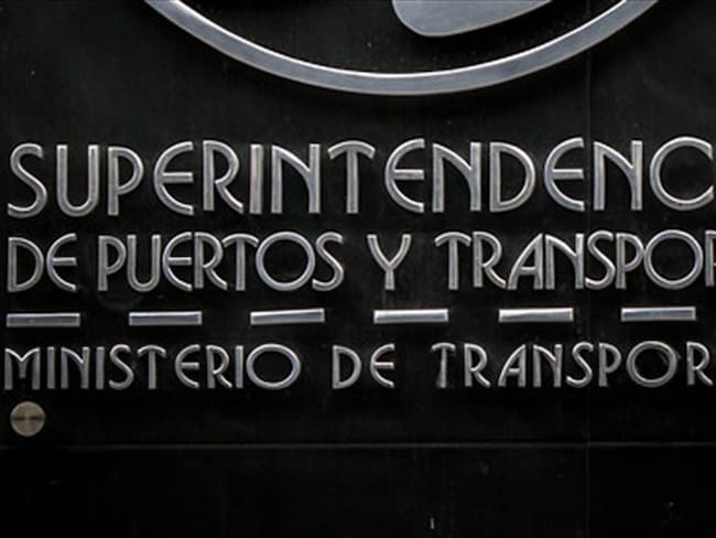 Supertransporte empezó a buscar la circular más “inútil” que ha emitido. Foto: Colprensa