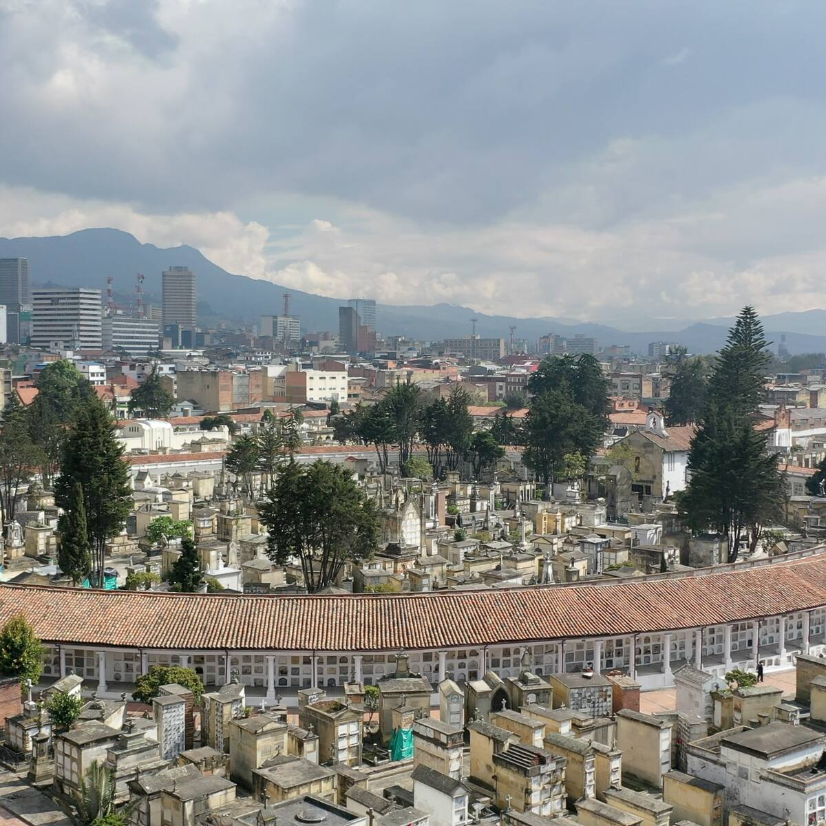 Choque entre Alcaldía de Bogotá y Peñalosa por columbarios en el Cementerio Central