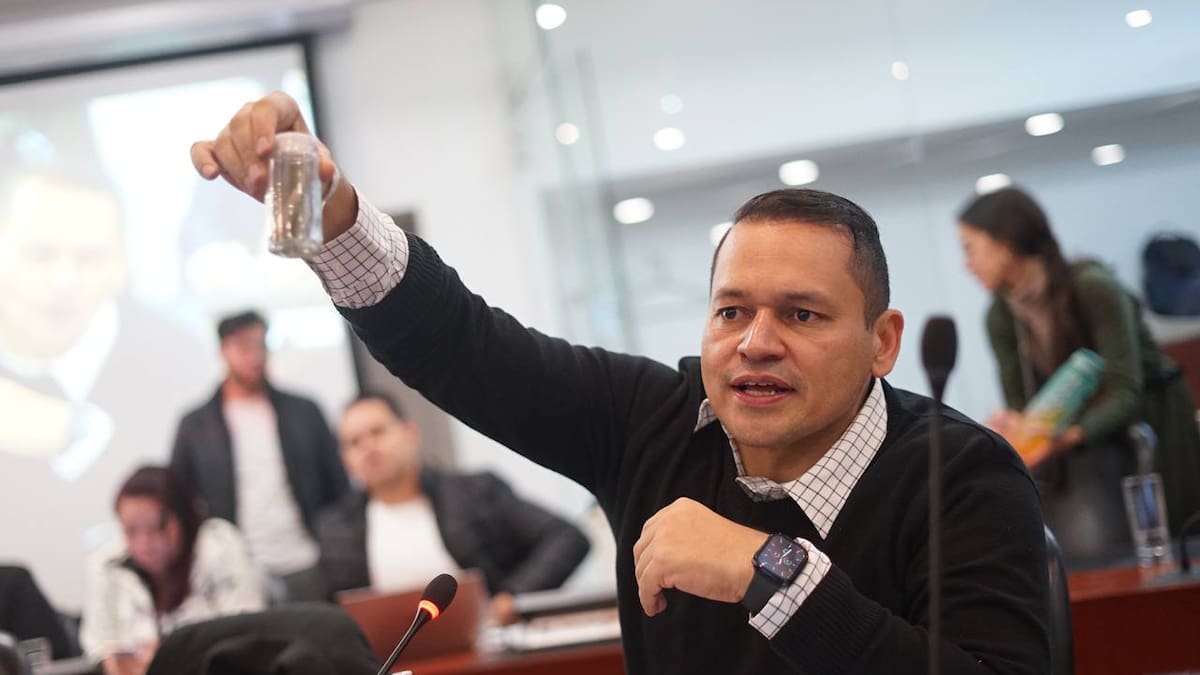 Que cada uno pague su almuerzo: piden no dar comida a congresistas en las sesiones