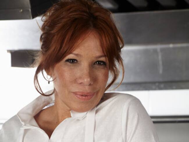 ‘Mesa para trece’, el nuevo docureality que conduce la chef Leonor Espinosa
