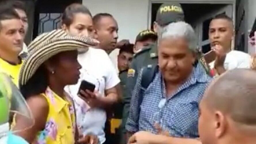 Por asonada en Tenerife (Magdalena), Policía evacúa a registrador. Foto: Santa Marta al Día