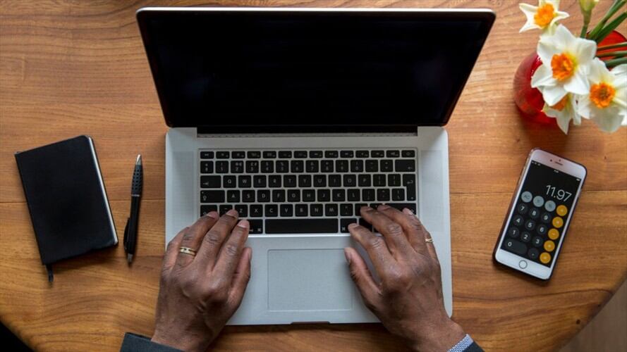 Planeación Nacional también hizo referencia a la puesta en marcha de un análisis regulatorio para el sector empresarial / imagen de referencia. Foto: Getty Images