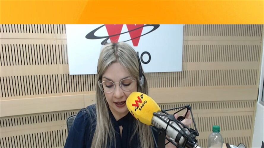 VIcKy Dävila en La W. Foto: La WCon Vicky Dávila