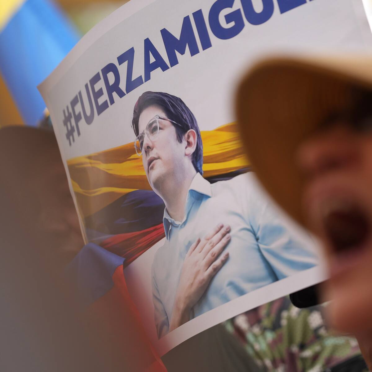 Parte médico Miguel Uribe: salió de cirugía y su condición es de “máxima gravedad”