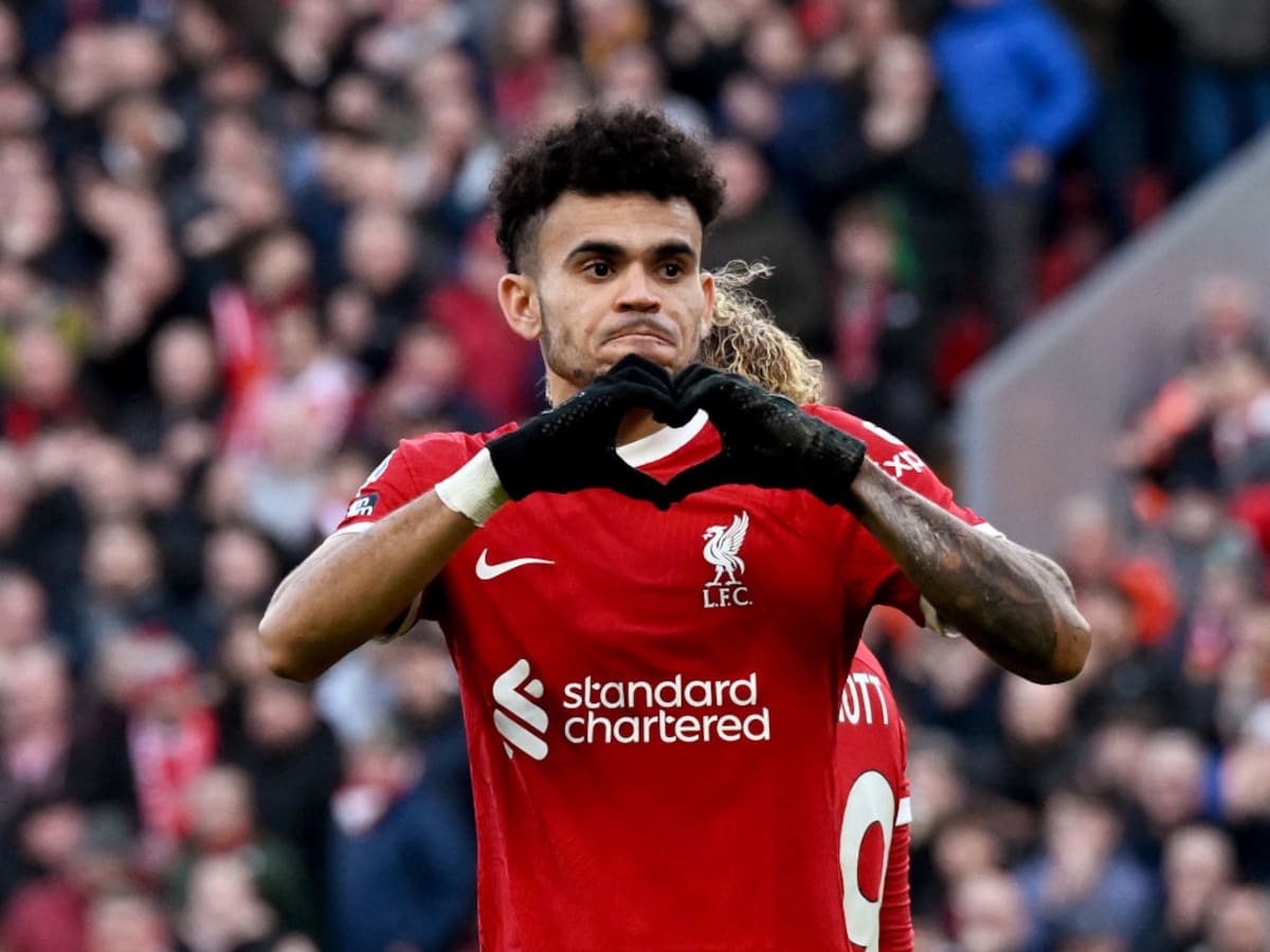 ¡Luis Díaz sigue imparable en la Premier! Golazo con el Liverpool ante el Burnley