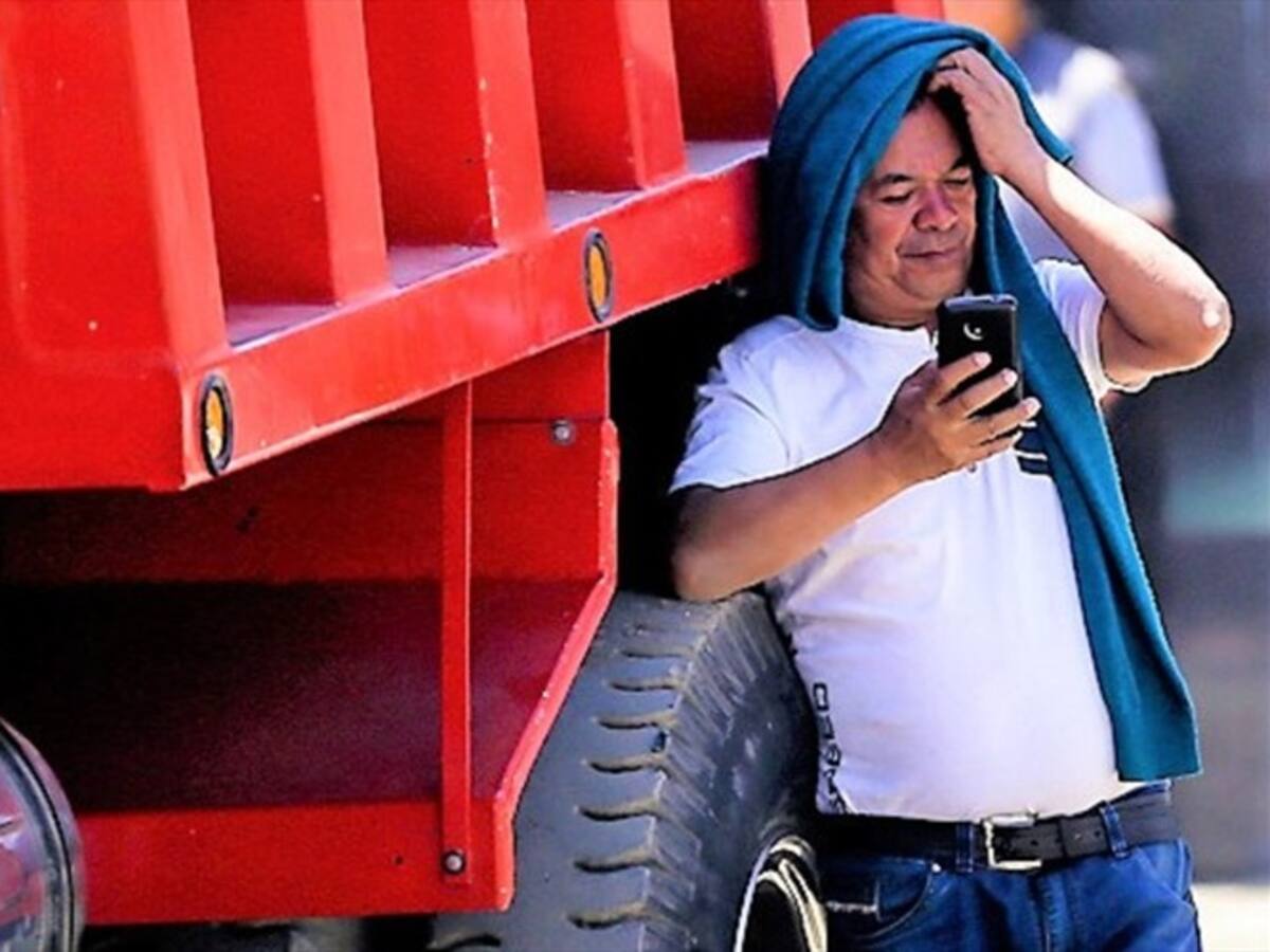 Denuncian que 33.000 empleos están en riesgo por los bloqueos en Cauca